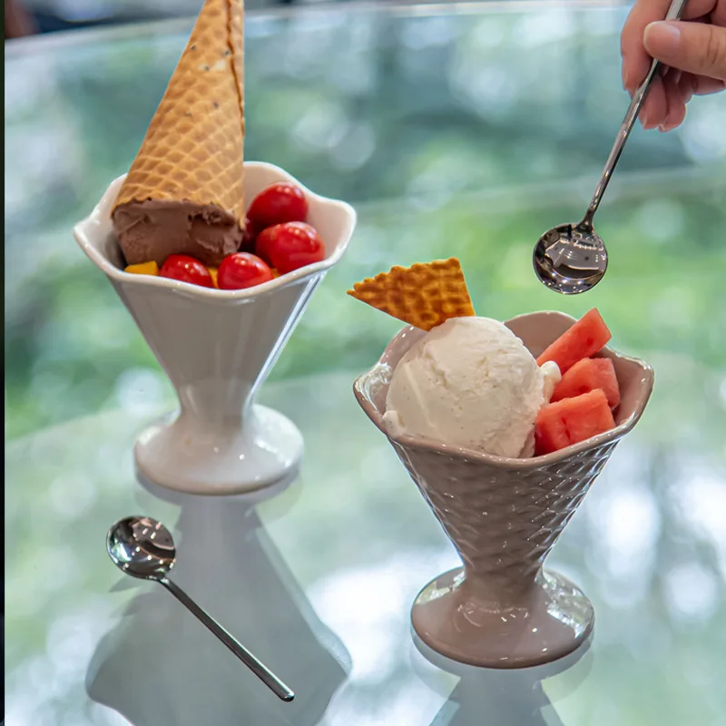 Ceramic Waffle Cone Ice Cream Cup, Footed Dessert Bowl, High‑Aesthetic Yogurt Bowl, Sundae Ice Cream Serving Cup for Home Kitche