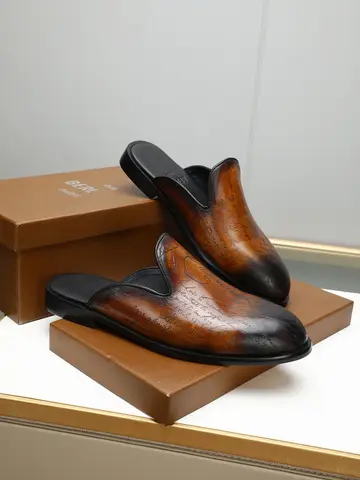 BLLIYOSS 남성 하프 슬리퍼 1895 신발 새로운 송아지 가죽 스티치 고품질 구호 조각 양각 배지 크기 38-46