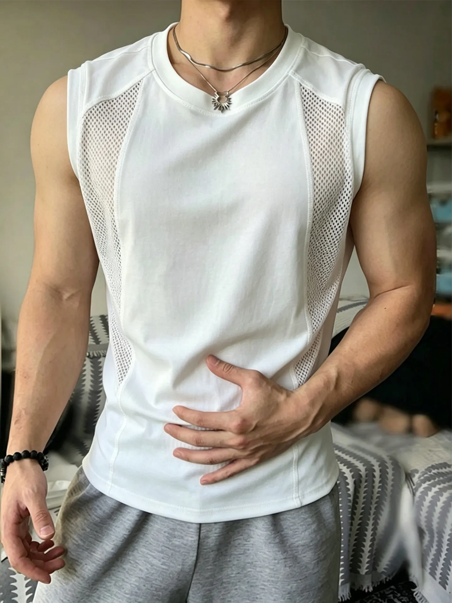 White Mesh Ice Silk Breathable Vest Men's Summer Thin Quick Dry Sports Shoulder Hard Man Sleeveless T-Shirt Loose Fit Casual ...