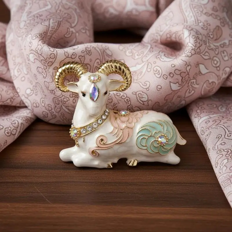 Vintage Unique Rhinestone Goat Brooch Unisex Animal Lapel Pin for Thanksgiving Gift Clothing Decor