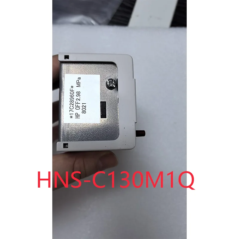 جديد مناسب لملحقات تكييف الهواء المركزي Saglnomiya مفتاح الضغط HNS-C130M1Q وحدة التحكم في الضغط 17C28960F
