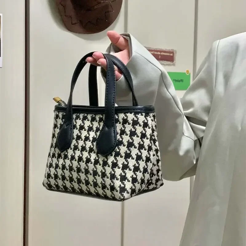 Stylish Houndstooth Pattern Mini Tote Bag for Women, Elegant Handbag with Leather Handles, Versatile for Daily or Casual Wear