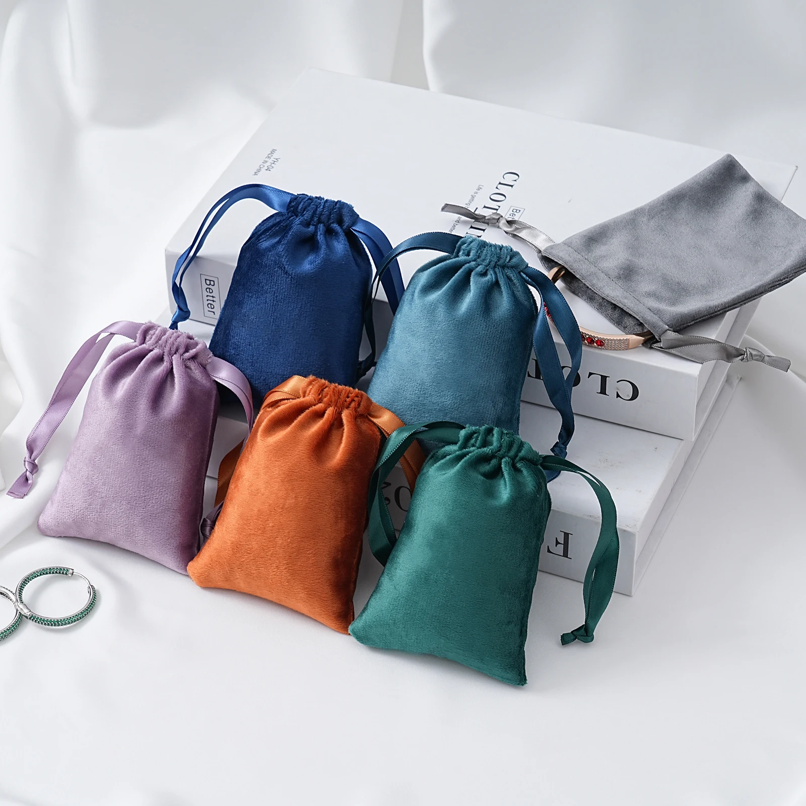 10pcs Soft Velvet Jewelry Packaging Pouch Drawstring Bags Small Chic Jewellery Packaging Wedding Party Halloween Favors Bag
