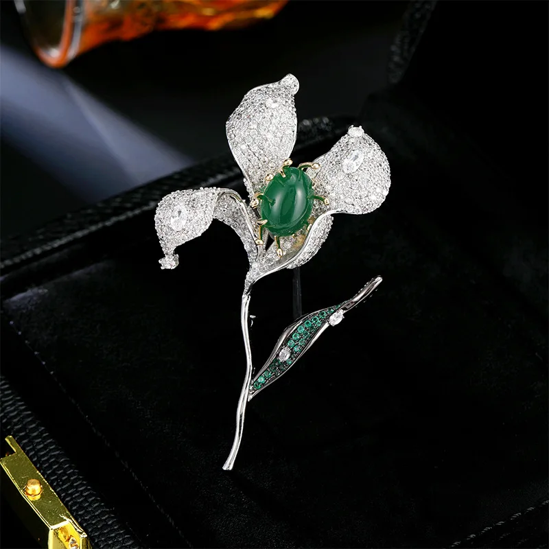 

Magnolia Brooch Microencrusted Zircon Flowers Female Elegant Bouquet Plant Brooch Pin