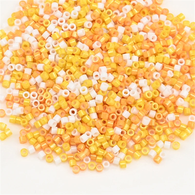 1000 Stück 1,6 x 1,3 mm japanische Glasperlen 11/0 für Statement-Schmuck, zylindrische Perlen, lose Perlen, DIY-Handarbeit, 5 Gramm/Beutel
