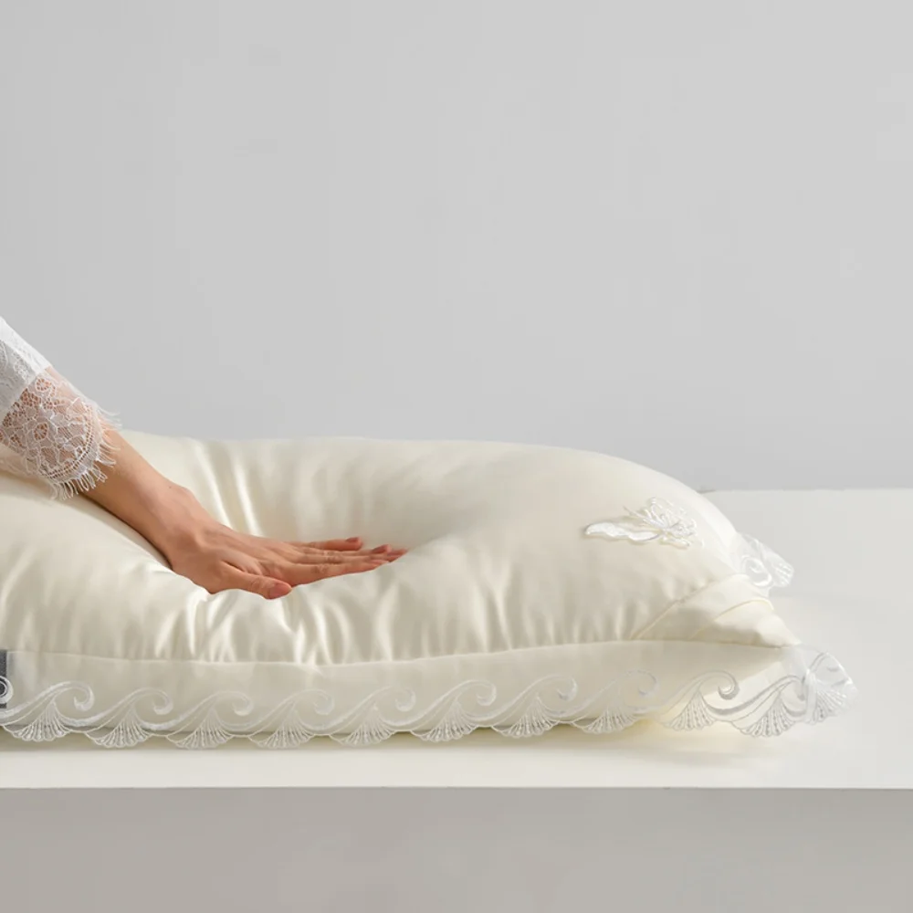 Sondeson 100% Silk Bed Pillow King/Queen Luxury 3D Box Design, Smooth Silky Cover, Natural Silk Filling, Neck Support Sleeping