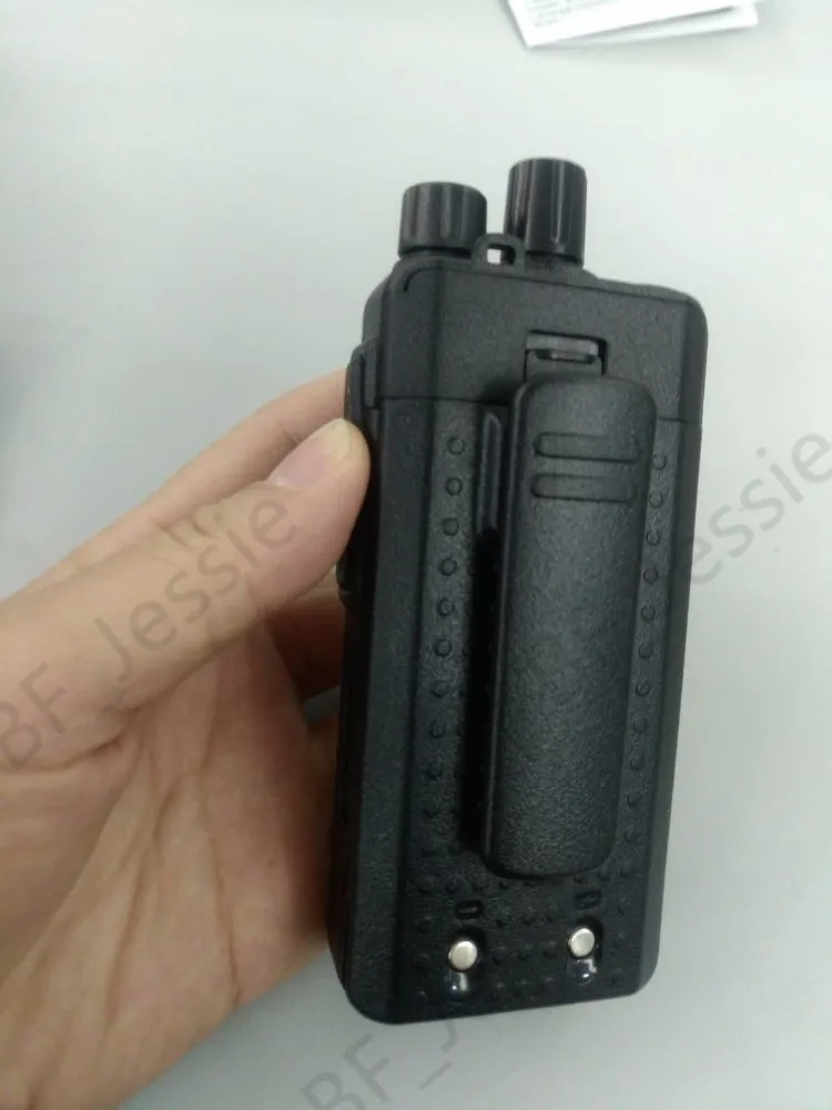 Neues Modell Baofeng BF-V2B Funk-Gegensprechanlage USB 5V Schnellladung PMR-Gegensprechanlage 400-470 MHz UHF