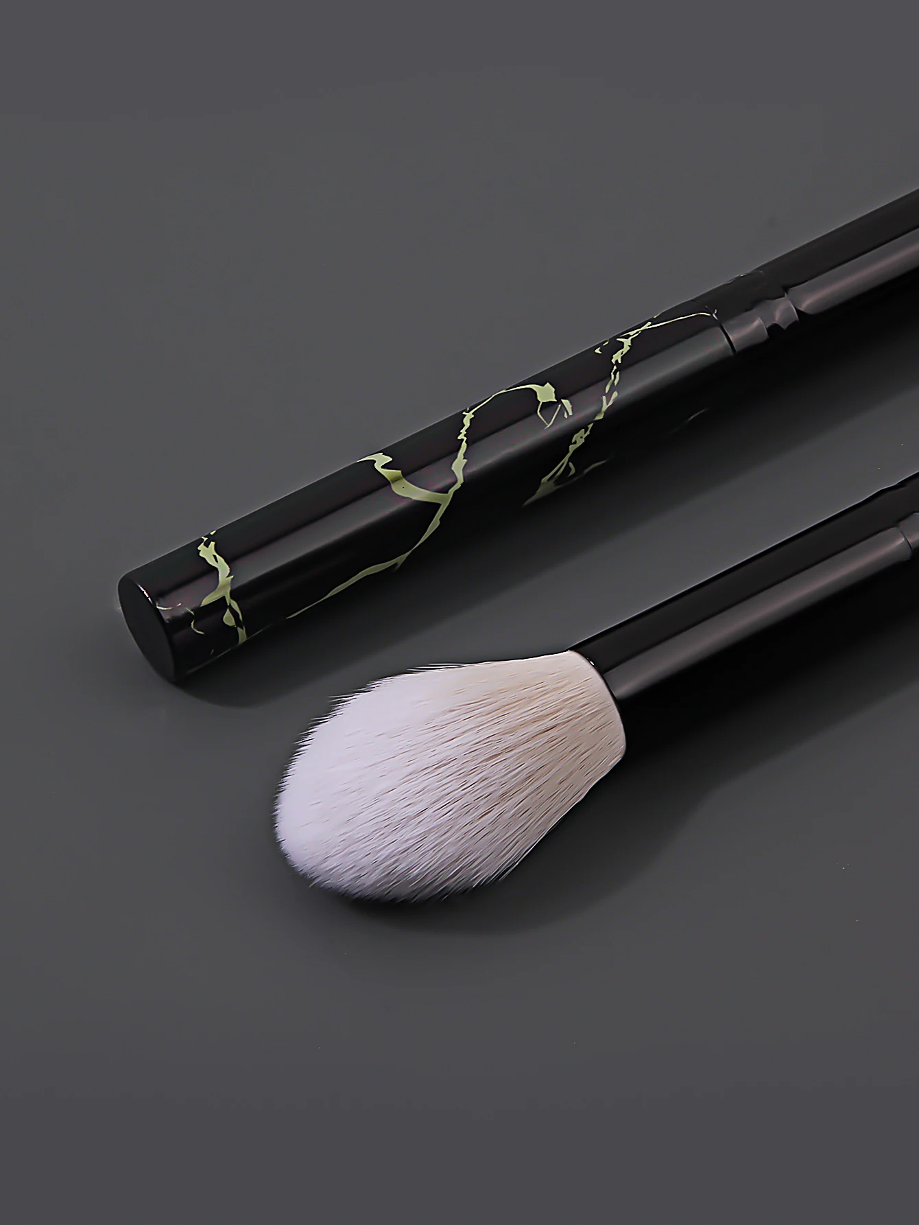 1 pieza de pincel de alto brillo con estampado de mármol, pincel para colorete, pincel para iluminar el rostro, brocha de maquillaje y herramientas de belleza