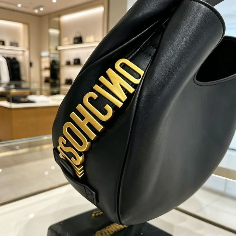 Demi-cercle Women Golden Letter Tote Drawstring Bucket Bag Luxury Closure Spacious Capacity Trendy Hot Selling Purse view 6