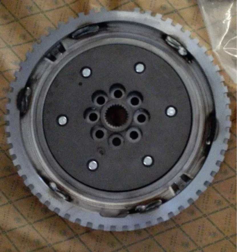 Automobile dual-mass flywheel assembly CVT for GEELY EC7 EC7-RV FE-4KA GC7 EMGRAND