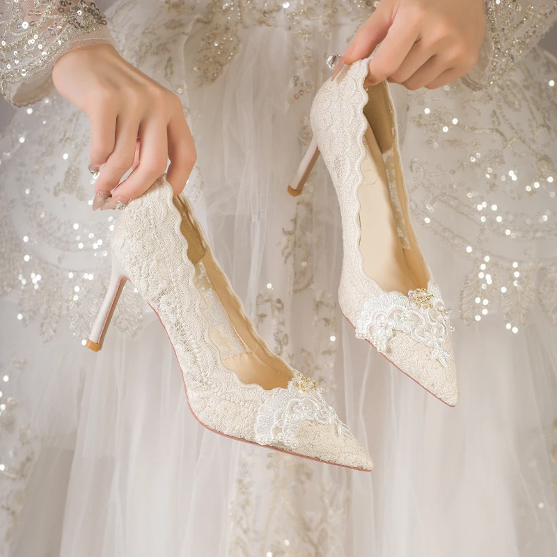 

2025Banquet Stiletto, осенние новые туфли на высоком каблуке с острым носком и неглубоким носком, кружевные, нескользящие, износостойкие, на высоком каблуке