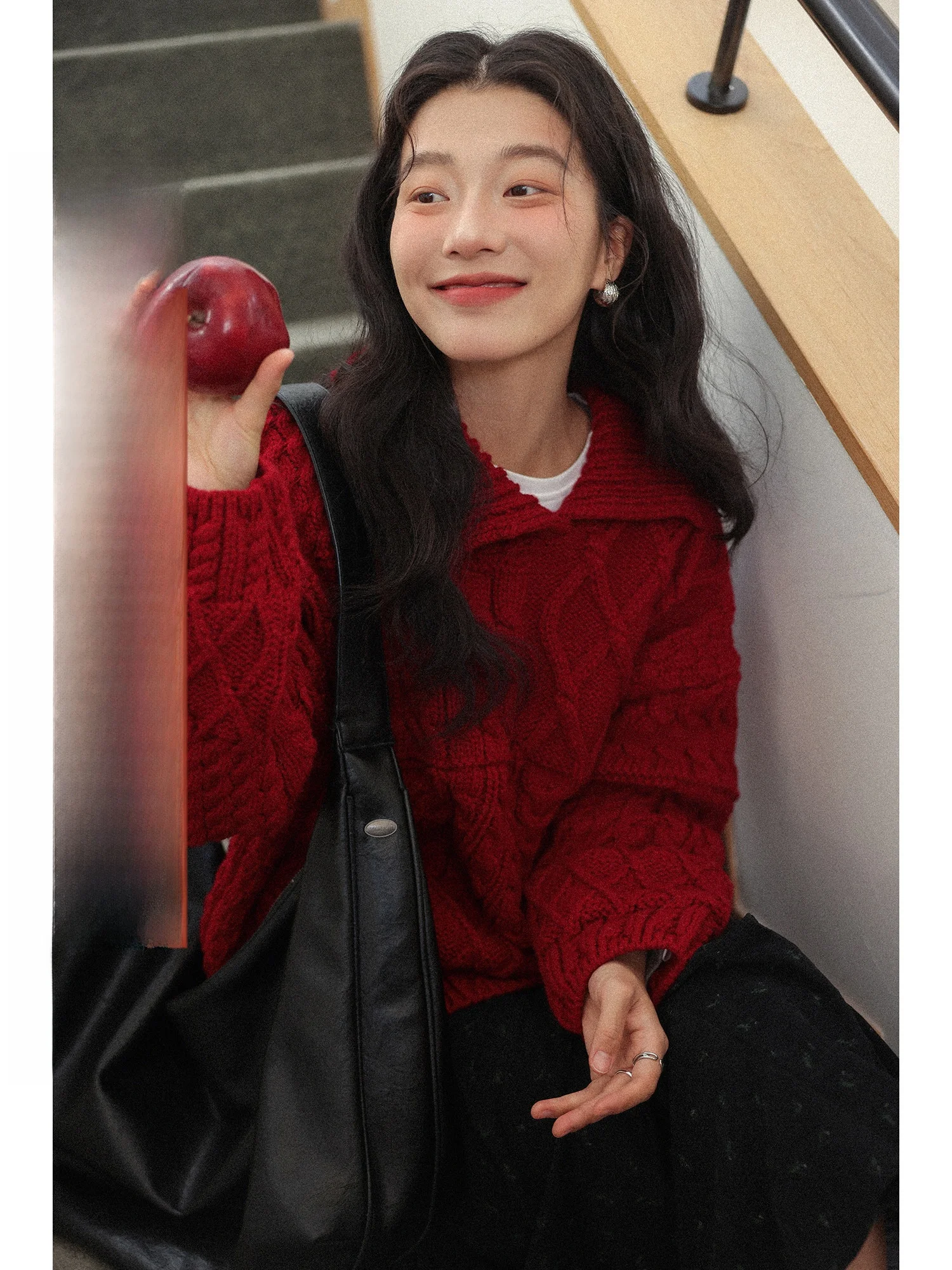 

Красный вязаный свободный свитер женский зимний новогодний ленивый Sle Turtlene Twist Yarn Top nt Sle Pure E-commerce S