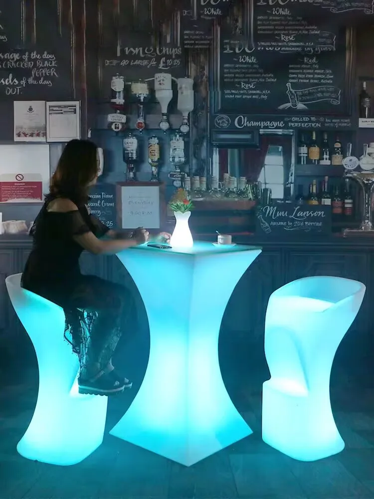 

New Rechargeable LED Luminous Cocktail Table Waterproof Glowing Bar Tables Lighted Up Coffee Stool For Club Disco Party Supply