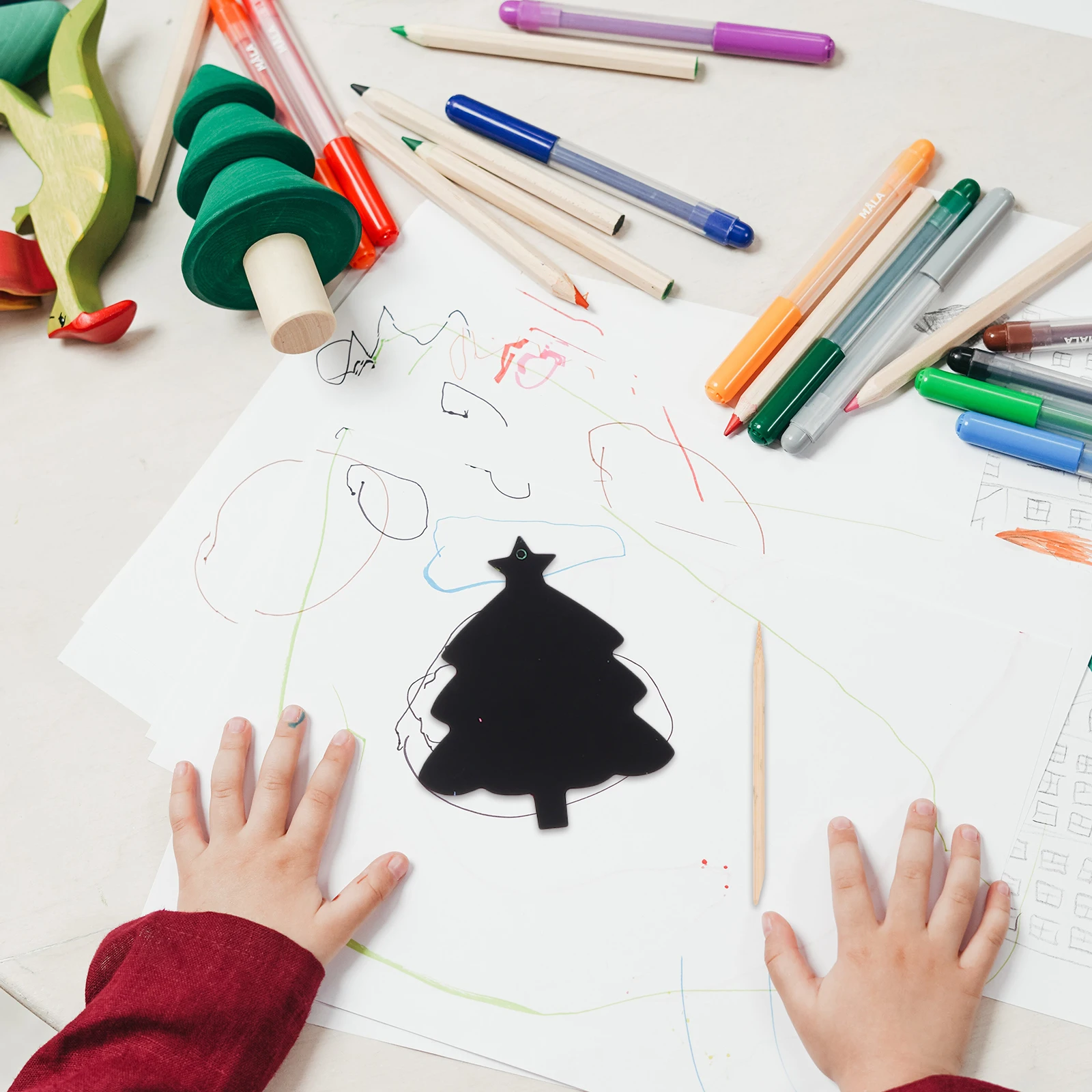 

Scrape Paper Pendant Christmas Craft Kits Xmas Scratch Cards Wooden Tree