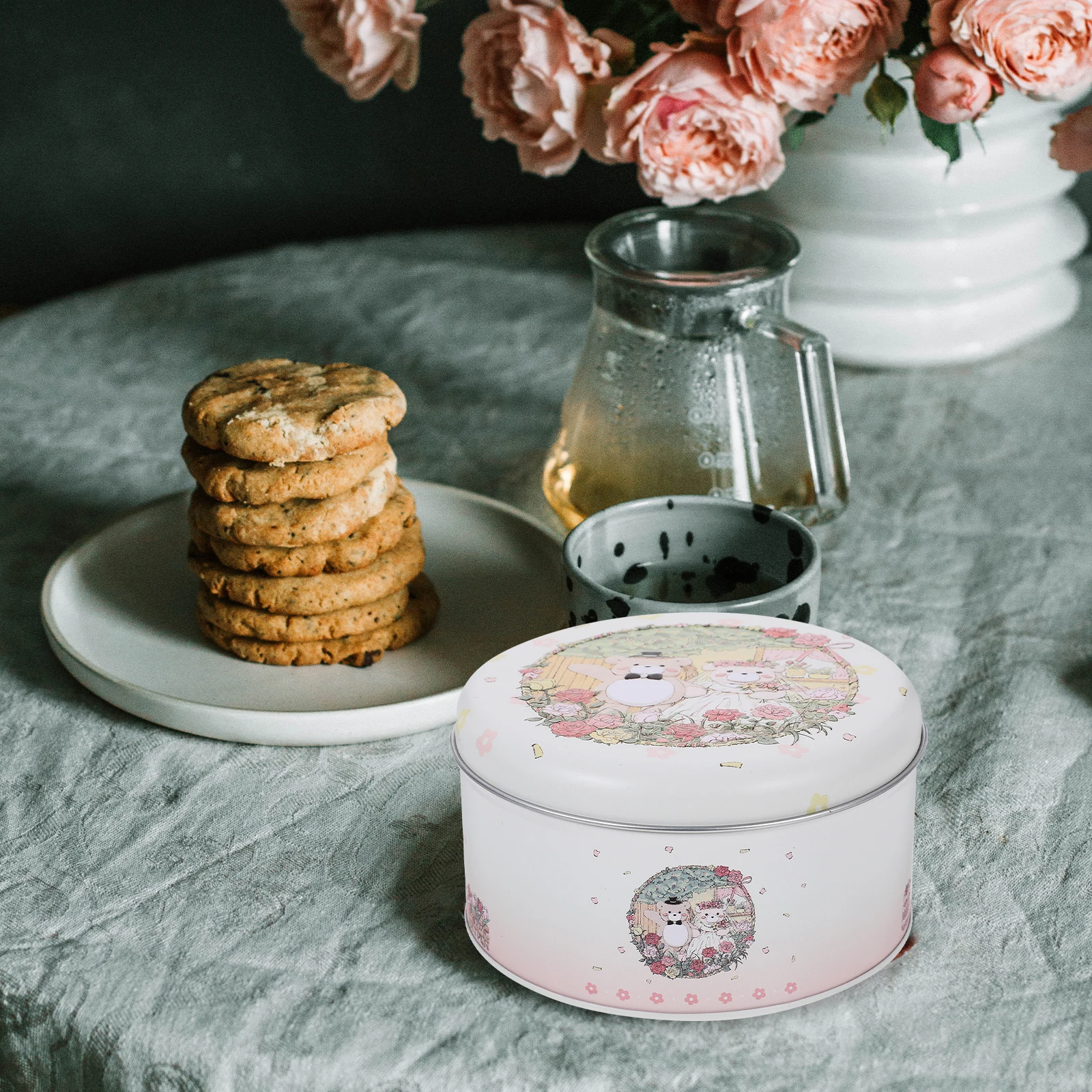

2PCS Christmas Gift Packaging Iron Box Cookie Tin Round Candy Containers Sturdy Food Storage Treats Festive Holiday Tinplate Box