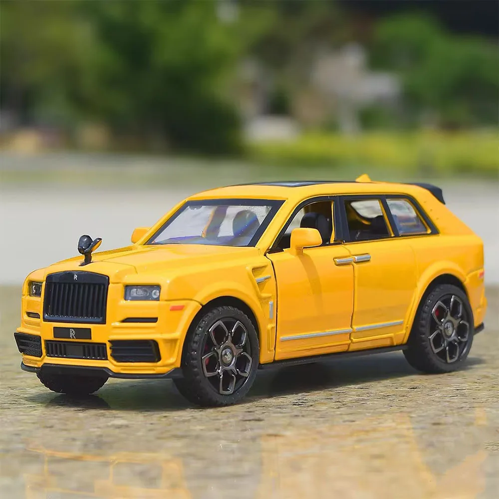 

Масштаб 1:36, модели автомобилей Rolls-Royce Cullinan, игрушки из сплава, литой под давлением, 2 двери, открытые со световым звуком, миниатюрный автомобиль для мальчиков, идеальные подарки