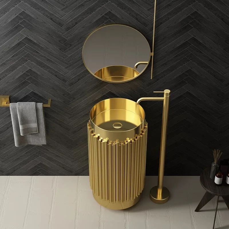 Simple Gold Round B…