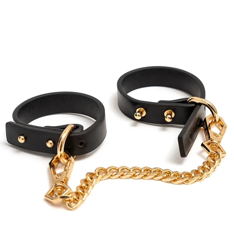 BlackWolf Female Sex Toys Sm Pu Leather Handcuff with Gold color Chain Men Sex Toy bdsm Luxurious Quality for Women Adult Game