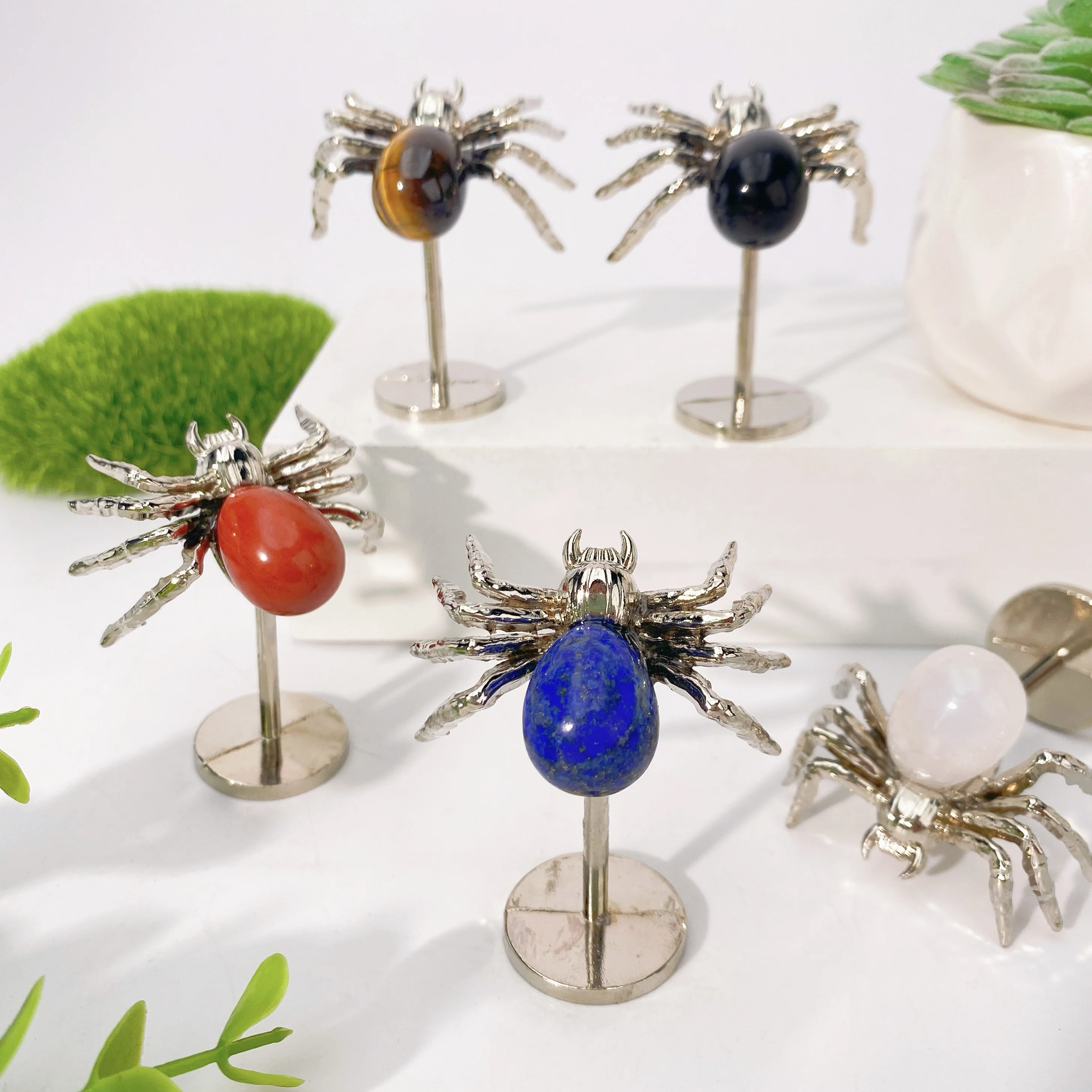 Random 1PC High Quality Natural Spider Stand,Birthday Gift,Men/Women Gift,Scene Decoration,Crystal Ornaments,Table Decoration.