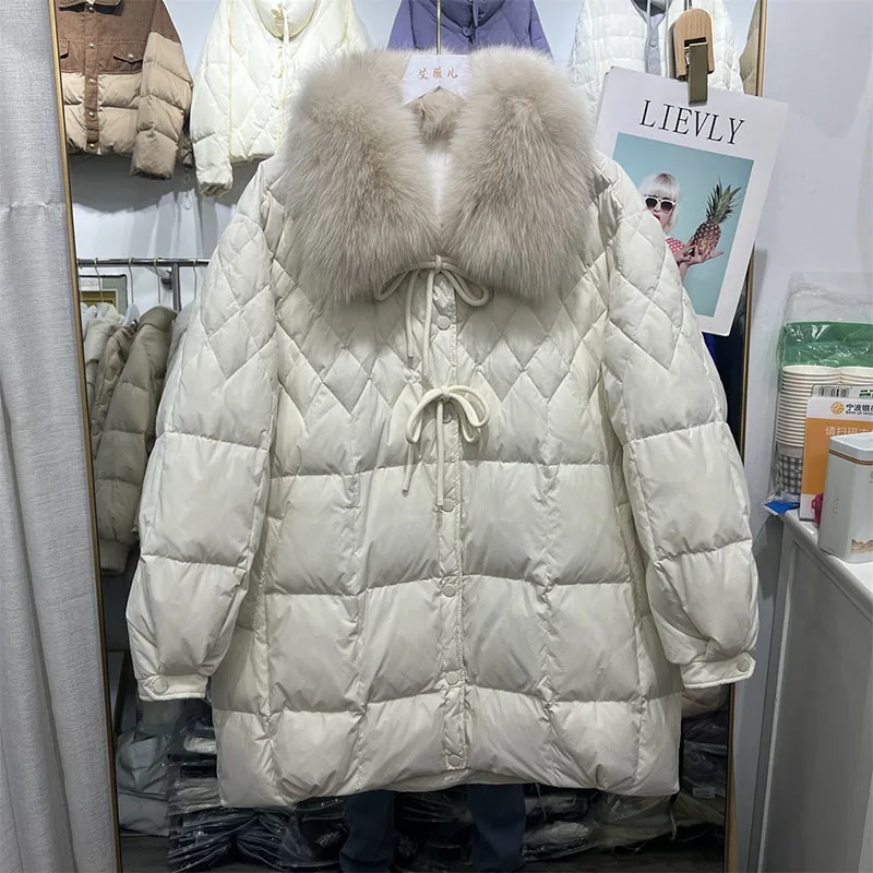 

Women Winter Fashion Sweet Diamond Bow Coat Thick Warm Windproof Outwear 2023 New Fox Big Fur Collar White Duck Down Down Jacket