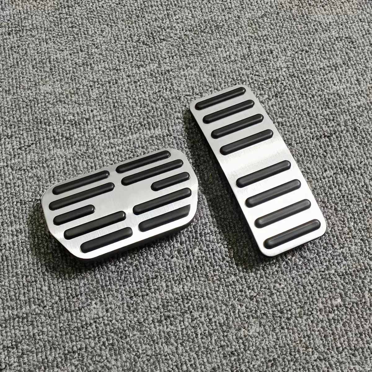2Pcs for Leapmotor S01/C10/C16/C01/C11/T03/B10/01/Lafa5/A10 2021-2026 Accelerator and Brake Pedals Car Modification Parts