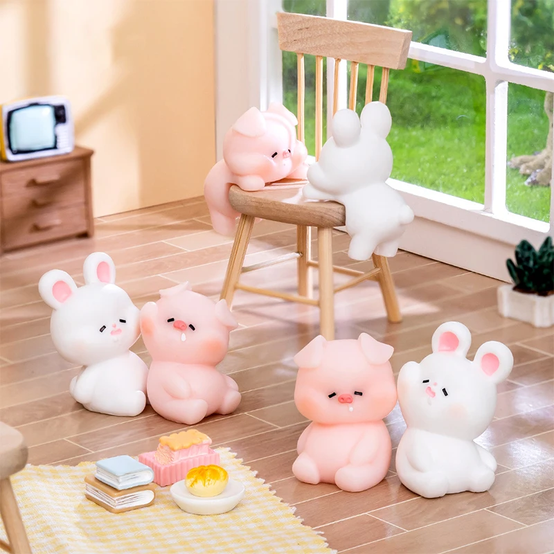 

Cartoon Cute Resin Piggy Rabbit Figurine Crafts Car Ornament Desktop Creative Trinket Micro Landscape Home Decor Accessories
