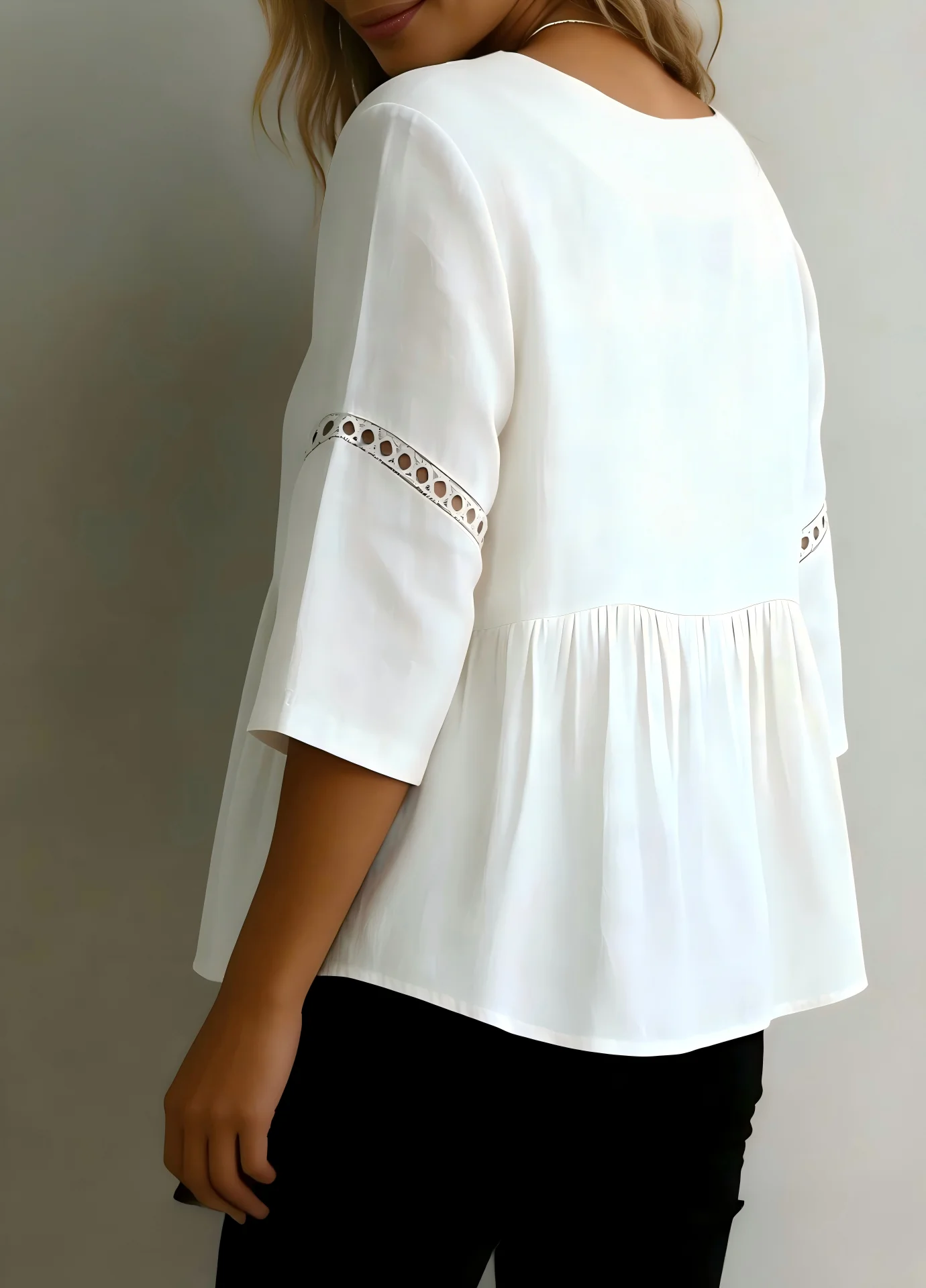 Elegante, lässige Damenbluse mit kurzen Ärmeln – perfekt für den Wochenendurlaub – Detail 3