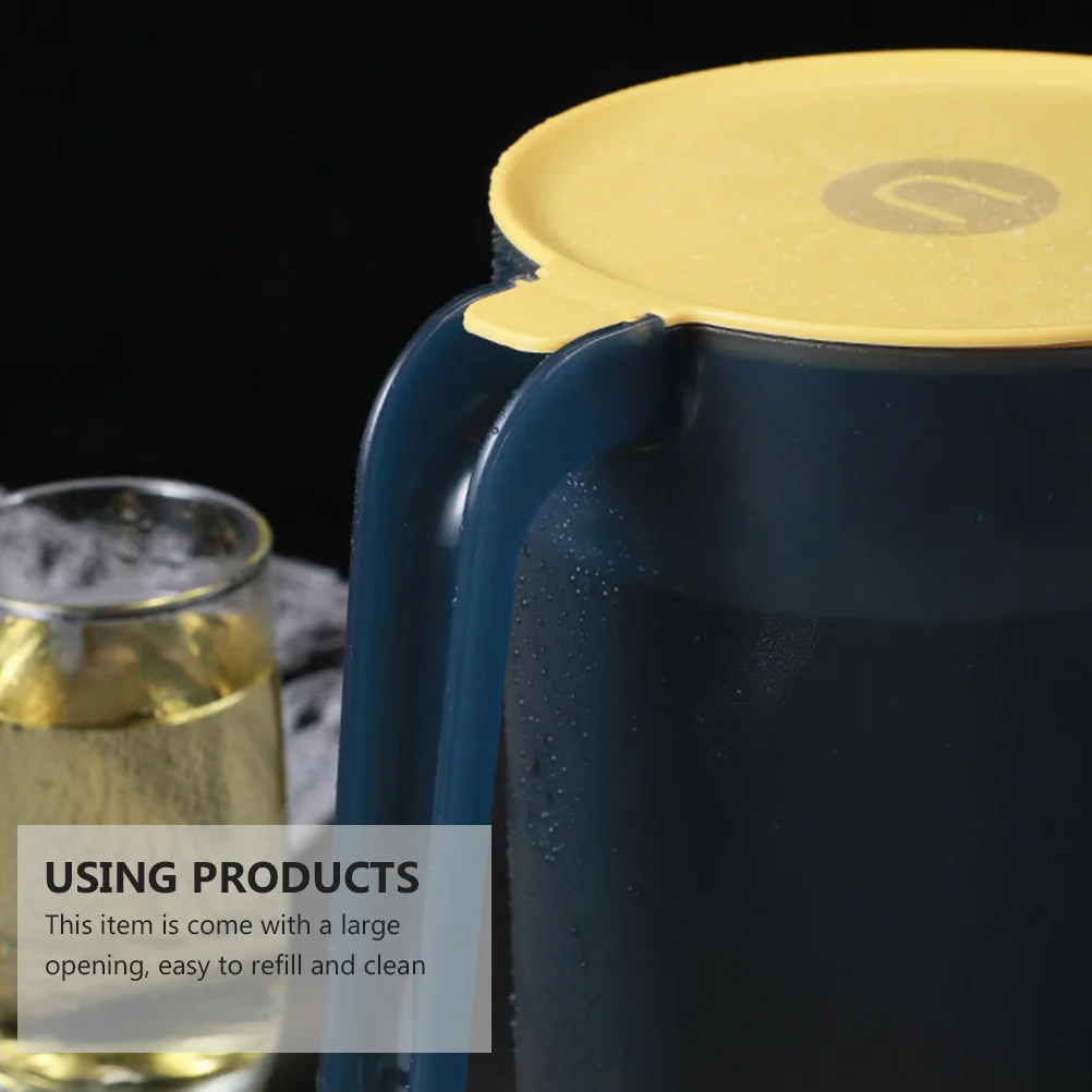 

1Pcs Cold Water Pitcher Heat Resistant Plastic Large Opening Easy Refill Lid Handle Ideal for Home Hotel Kitchen Use