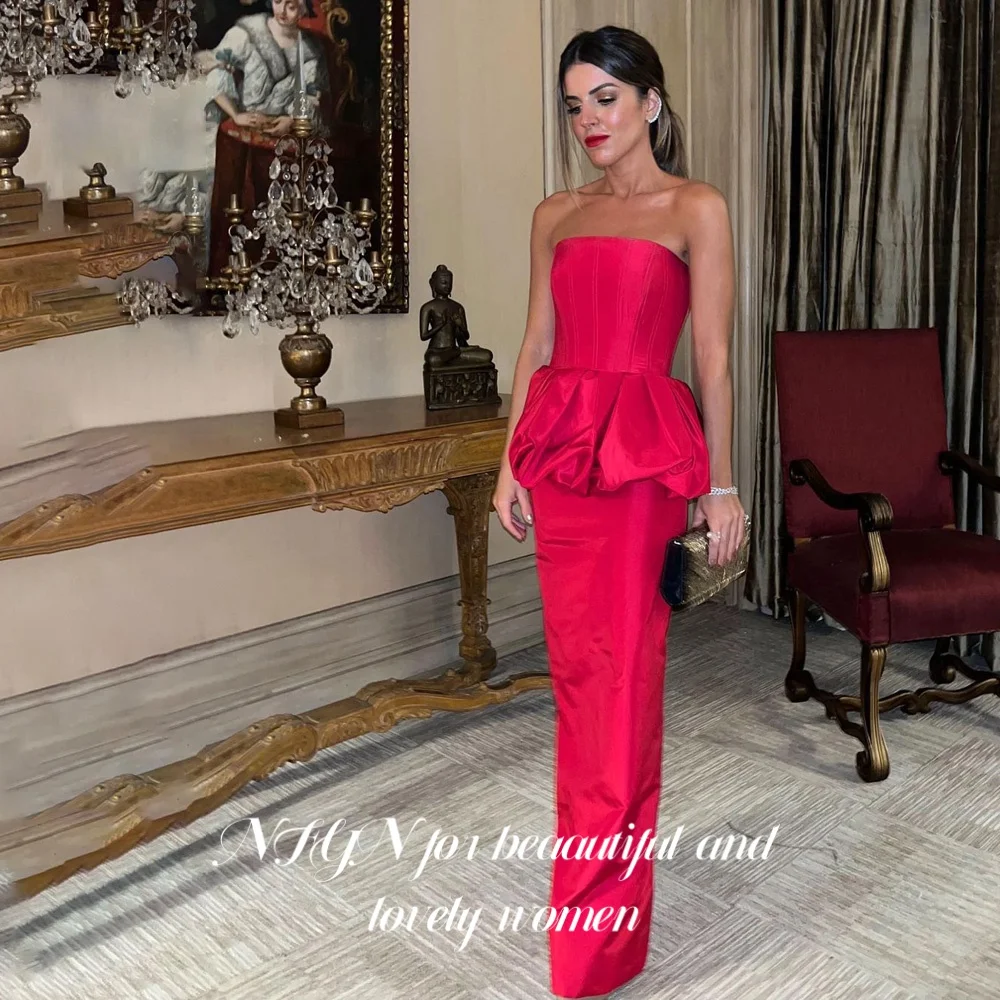 

NFYN Red Elegant Formal Gown Strapless Backless Prom Dresses Back Slit Buttons Evening Dresses for Woman robe de bal Customized