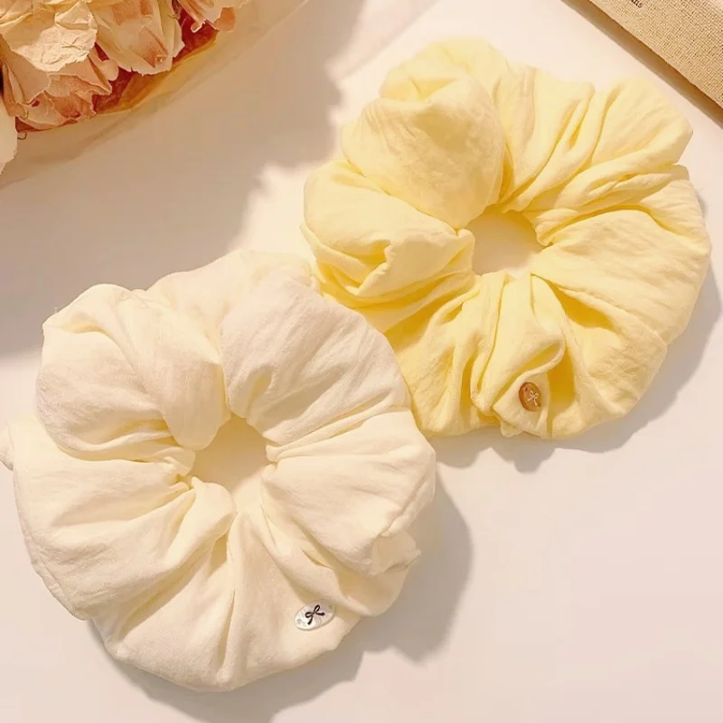 2 Piezas de Coleteros de Algodón de Moda, Amarillo y Blanco Sólido, Scrunchies Grandes y Suaves, Lazos Elásticos para el Cabello, Accesorios Dulces para el Cabello de Uso Diario