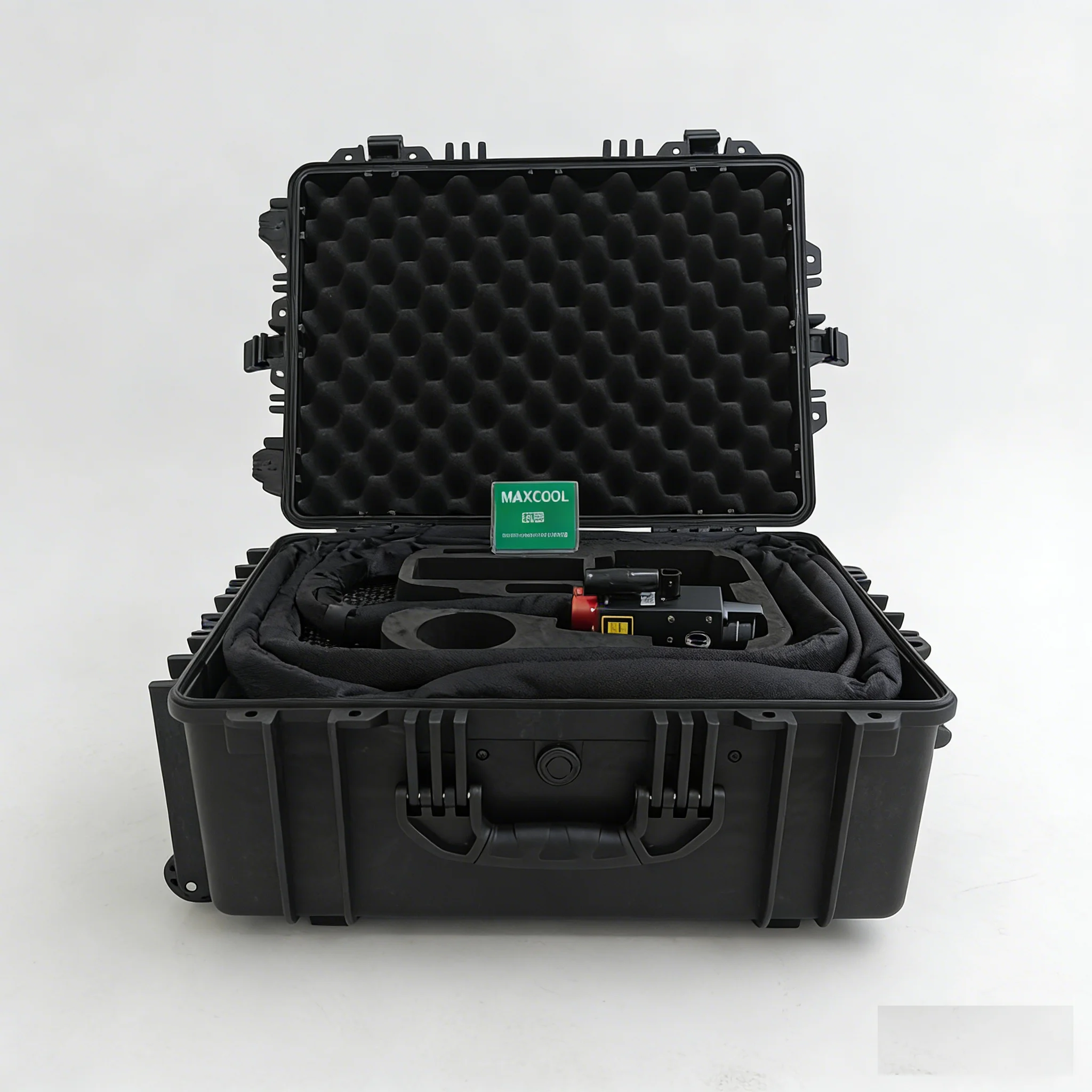 

Новая портативная лазерная установка с воздушным охлаждением для очистки поверхностей, удаления ржавчины и снятия покрытий