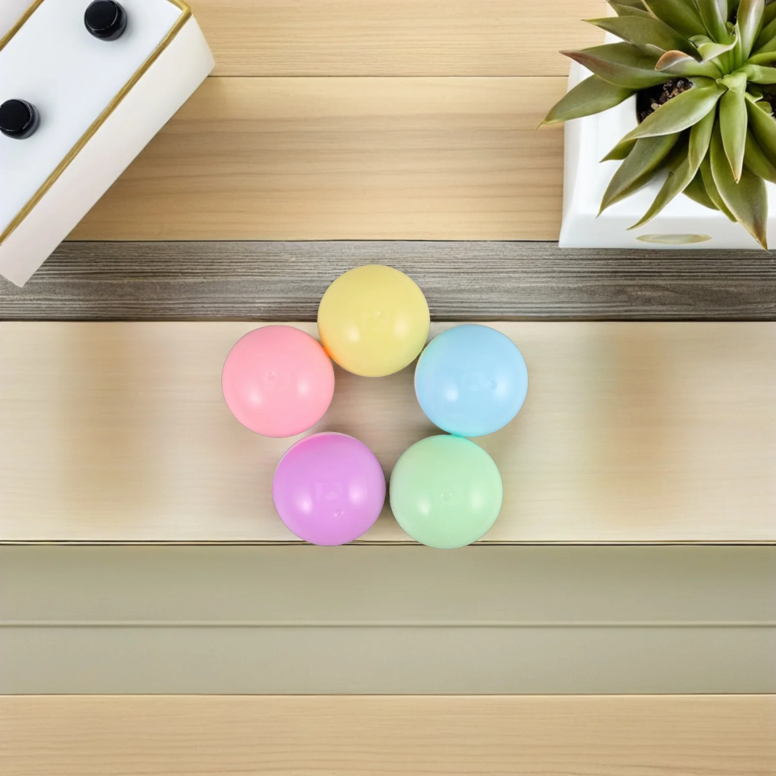 

50pcs Twist Capsule Container Vibrant Plastic Reusable Balls Fillable Easter Party Birthday Classroom DIY Decorations Gumball