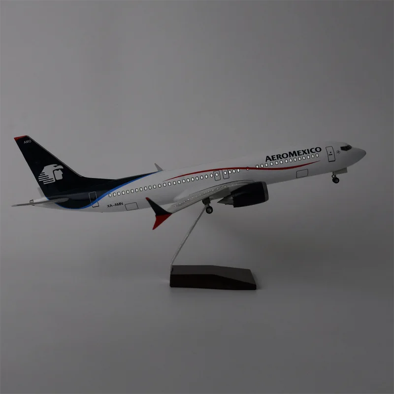 Diecast Airplane Kids Toys 1/85 Scale B737 Max Aeromexico 47cm Large Aircraft Resin Model With Display Stand Collection Gift