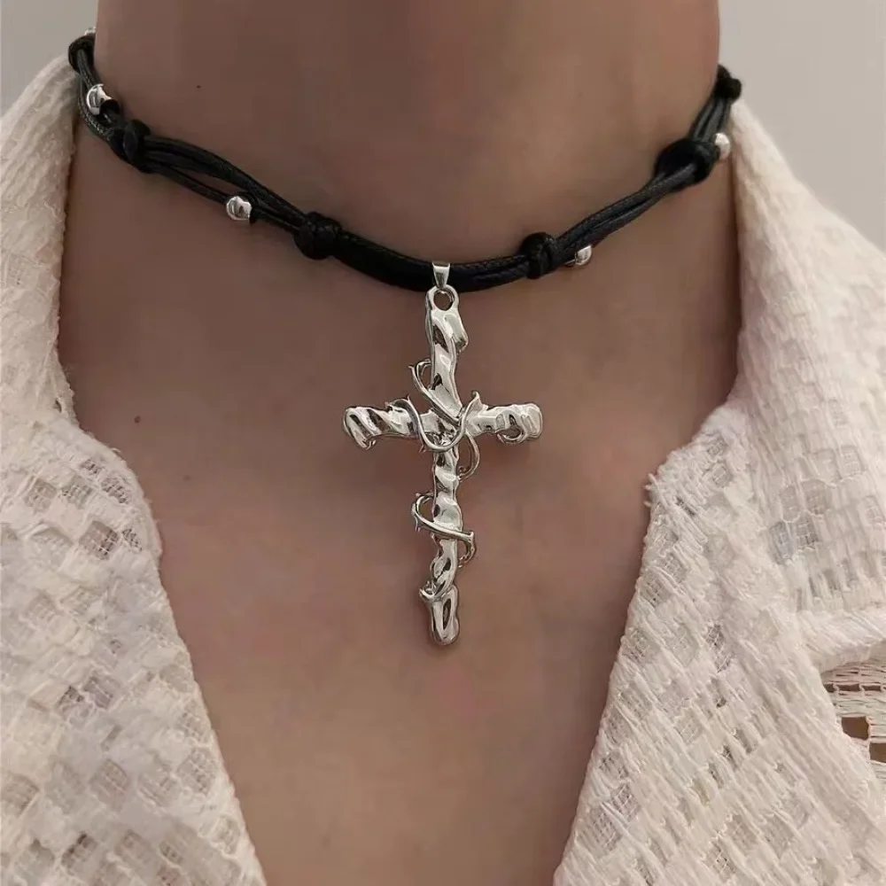 Personality Punk Sliver Color Vine Entwined Cross Pendant Black Leather Rope Necklace for Women Men Collar Chain Jewelry Gifts