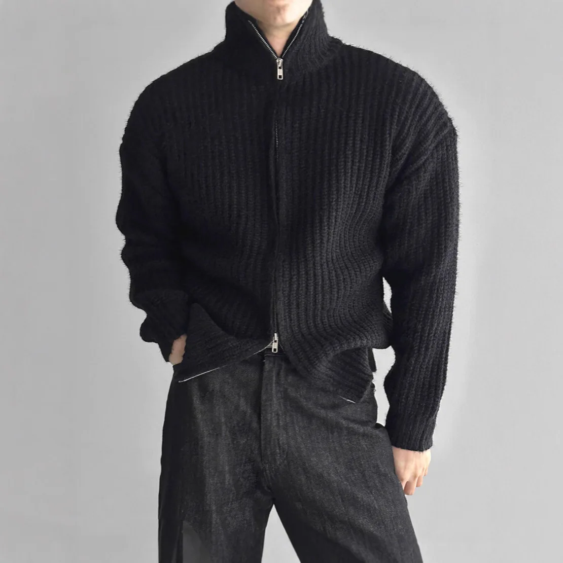 American Style New Fashion Men Black Grey Solid Color Striped Stand Collar Long Sleeve Zipper Knitted Cardigans Male Coats Tops