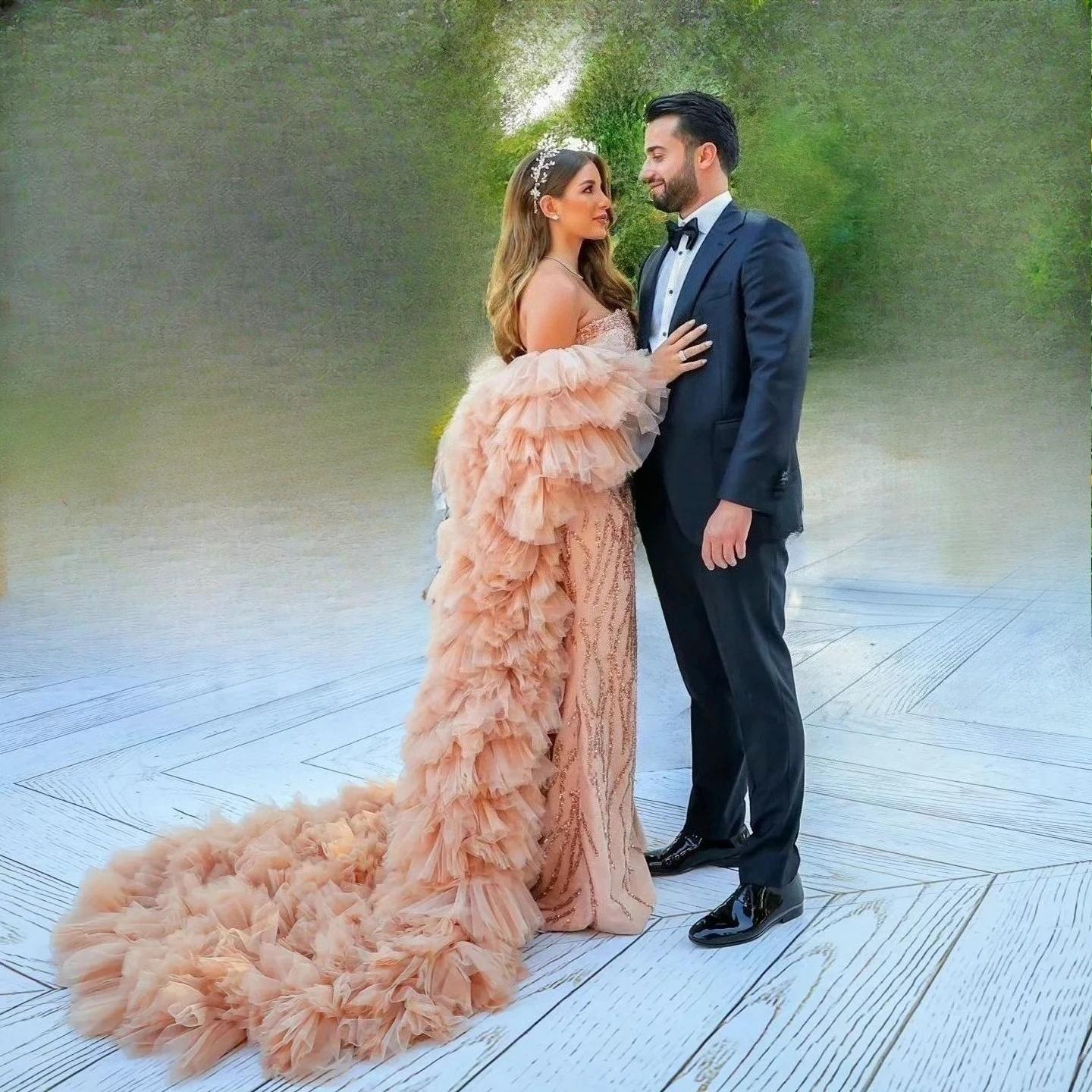 

Sleeveless long jacket tulle cloak pleated ruffle hem fluffy cloak wedding party performance cape custom color