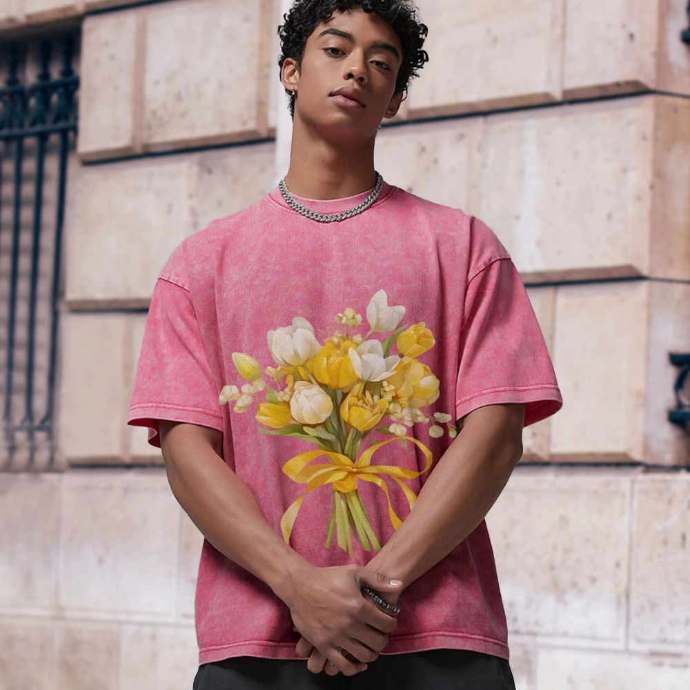 

Y2k Graphic T-Shirt, Bouquet of Flowers Print, Fresh, Floral and Romantic, Simple Style,Soft Fabric for Nature Casual Looks