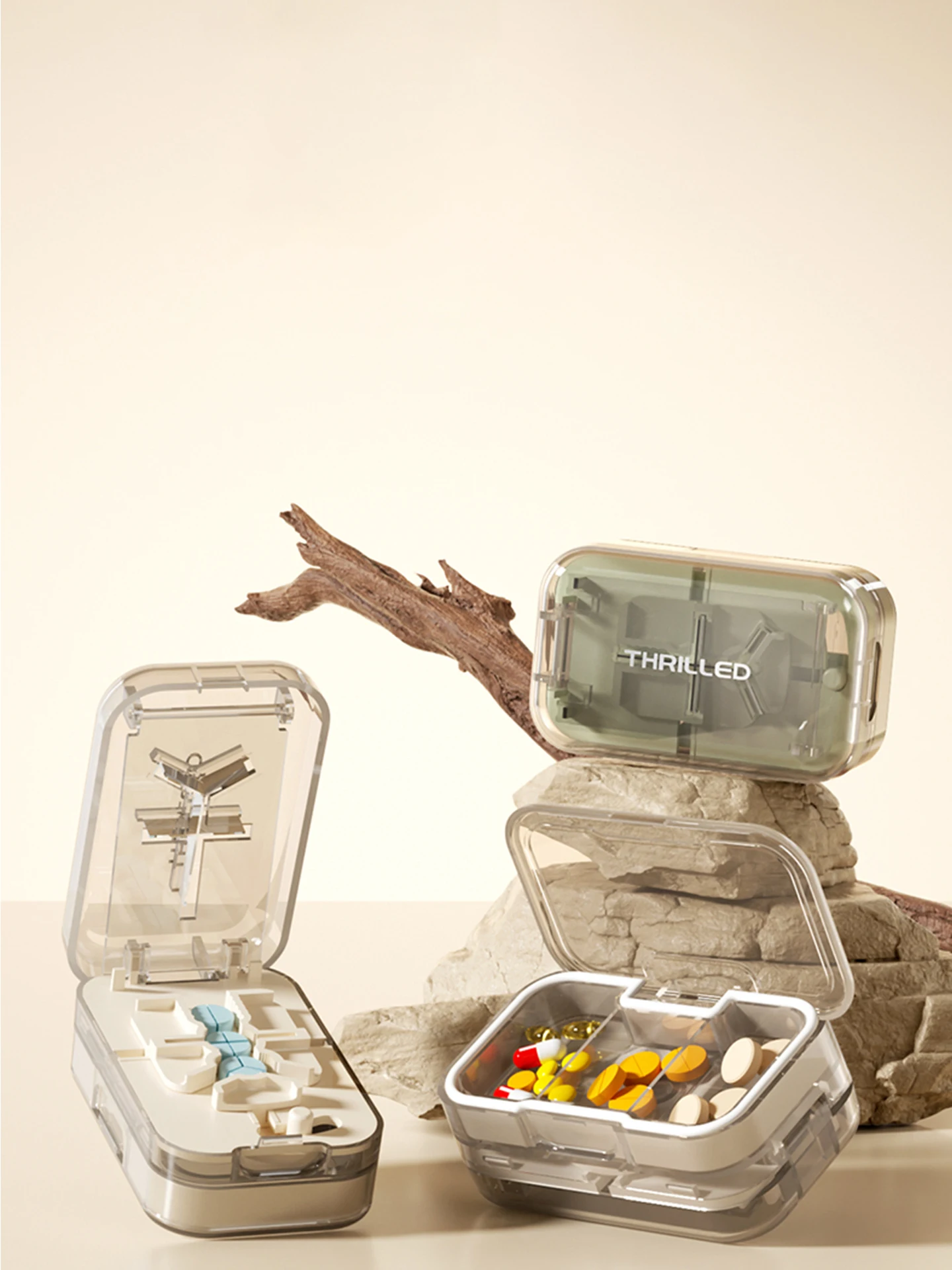 Multifunctional Portable Pill Cutter and Pill Organizer Combo—Includes a Pill Cutter and a 3-Compartment Pill Organizer