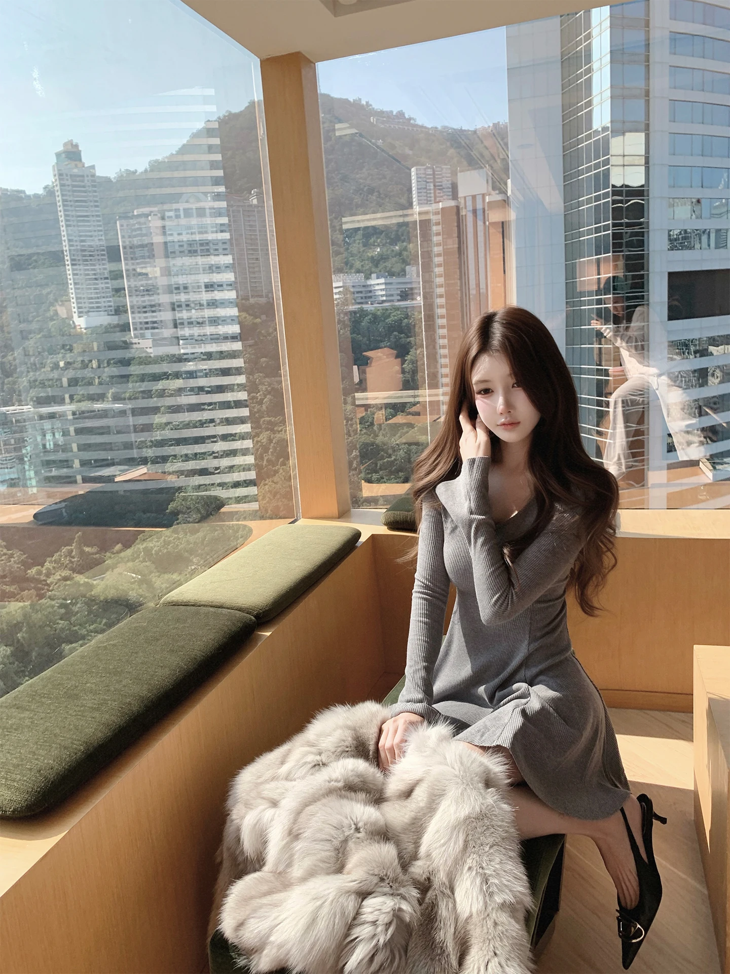 

Повседневное трикотажное платье Bigking с длинным рукавом, V-образным вырезом и эффектом утяжки талии, А-силуэт, для женщин, с эффектом похудения, производство Китай