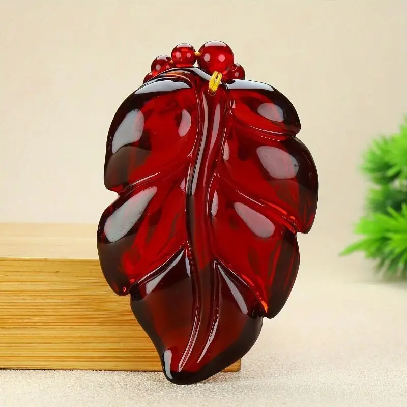 Exquisite Fashion Personalized Trend Amber Beeswax Unisex Pendant Pendant Second Generation Handicraft