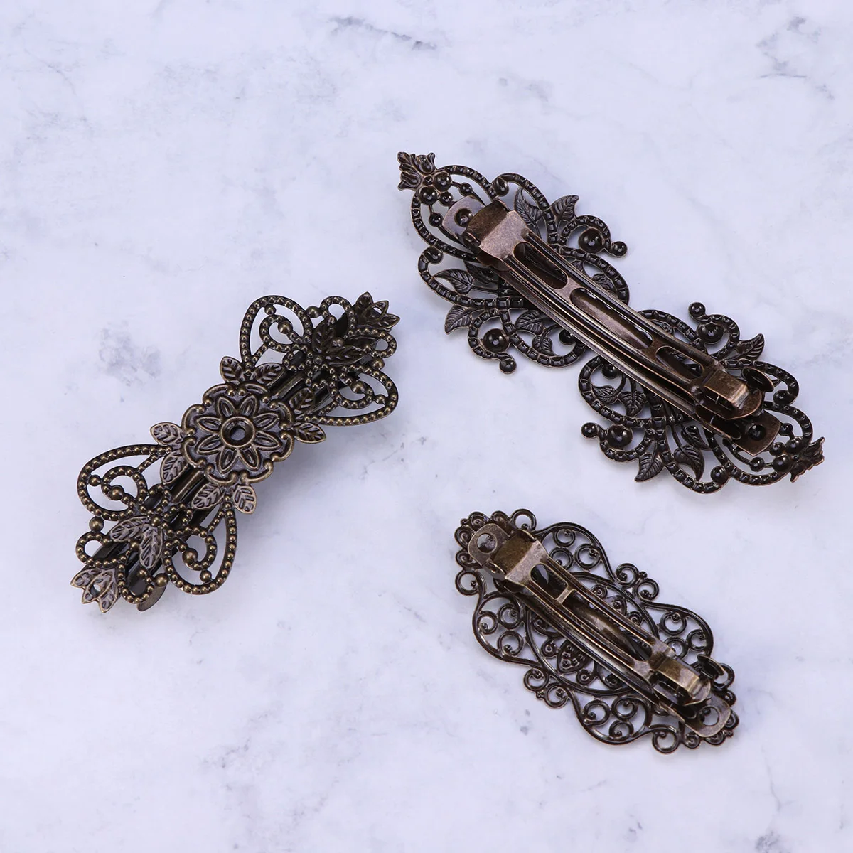 

3Pcs Metal Spring Hair Clip Set Retro Flower Vintage Hairpin Hair Accessories for Women Girls Light Durable Vintage Hairpin