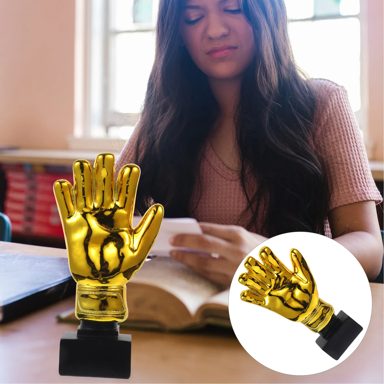 

Goalkeeper Plating Resin Trophy Goalie Gloves Shape Soccer Match Award Toy with Base for Office School Kindergarten (Golden)