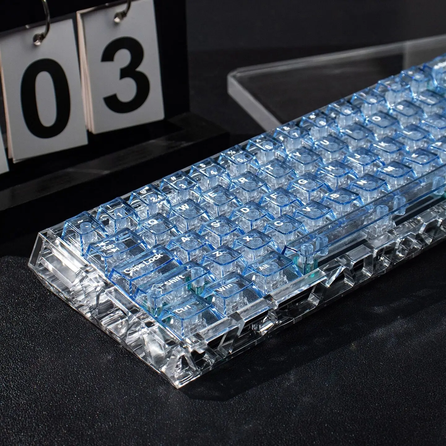 Light Blue Transparent Keycap 128 Keys Positive Engraving Light Transmission PC Pad Printing Customization Original Factory