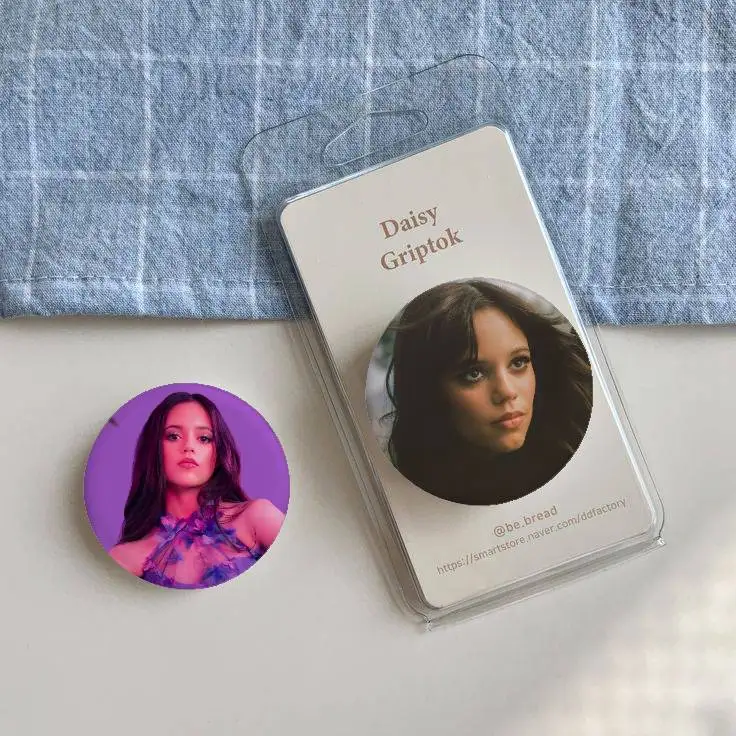 J-Jenna Ortega Badges Tinplate Soft Button Pin Brooch Metal Badge Custom Jewelry Accessories Hat Bag Lapel