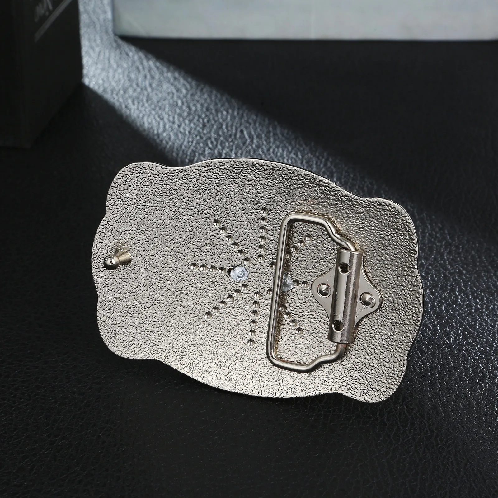 Fashion Silver Electroplating Yak Pattern Style Men's Belt Buckle