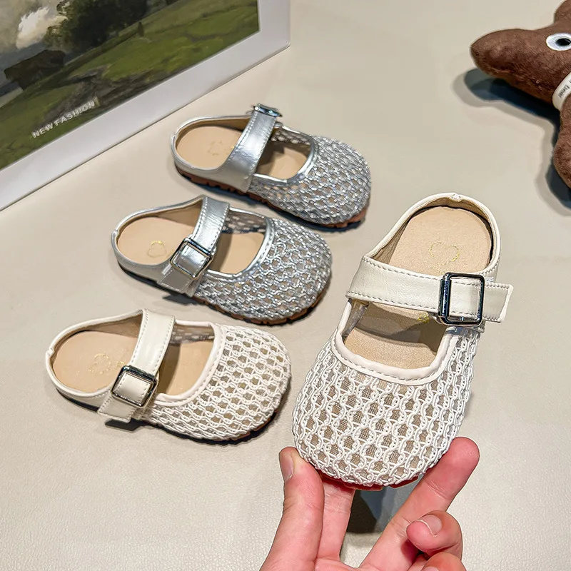 

Girl slippers summer new girl woven shoe hollowed girl half slippers stylish kids slippers versatile girls shoe trendy Mary Jane