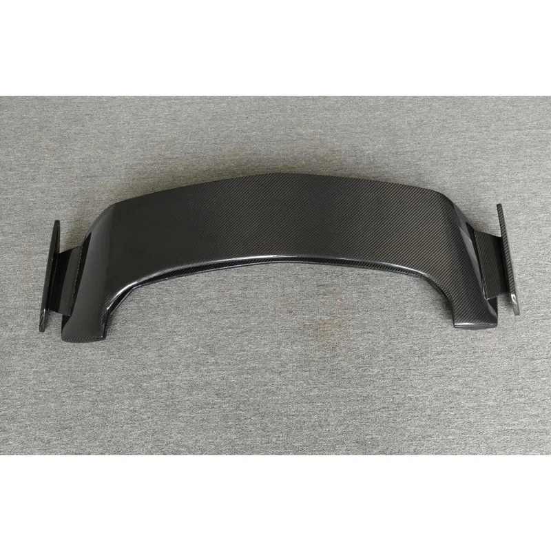 High Quality Carbon Fiber 1016 Style Rear Spoiler Body Kit for URUS S 2024, Car Accessories