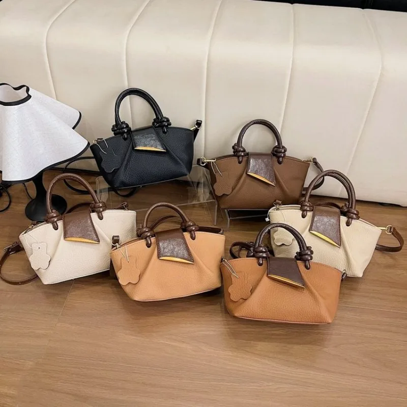 

Versatile Effortless Crossbody Bag Office Commuting Business Trip 2025 New Model Exquisite Chic Sleek Stylish