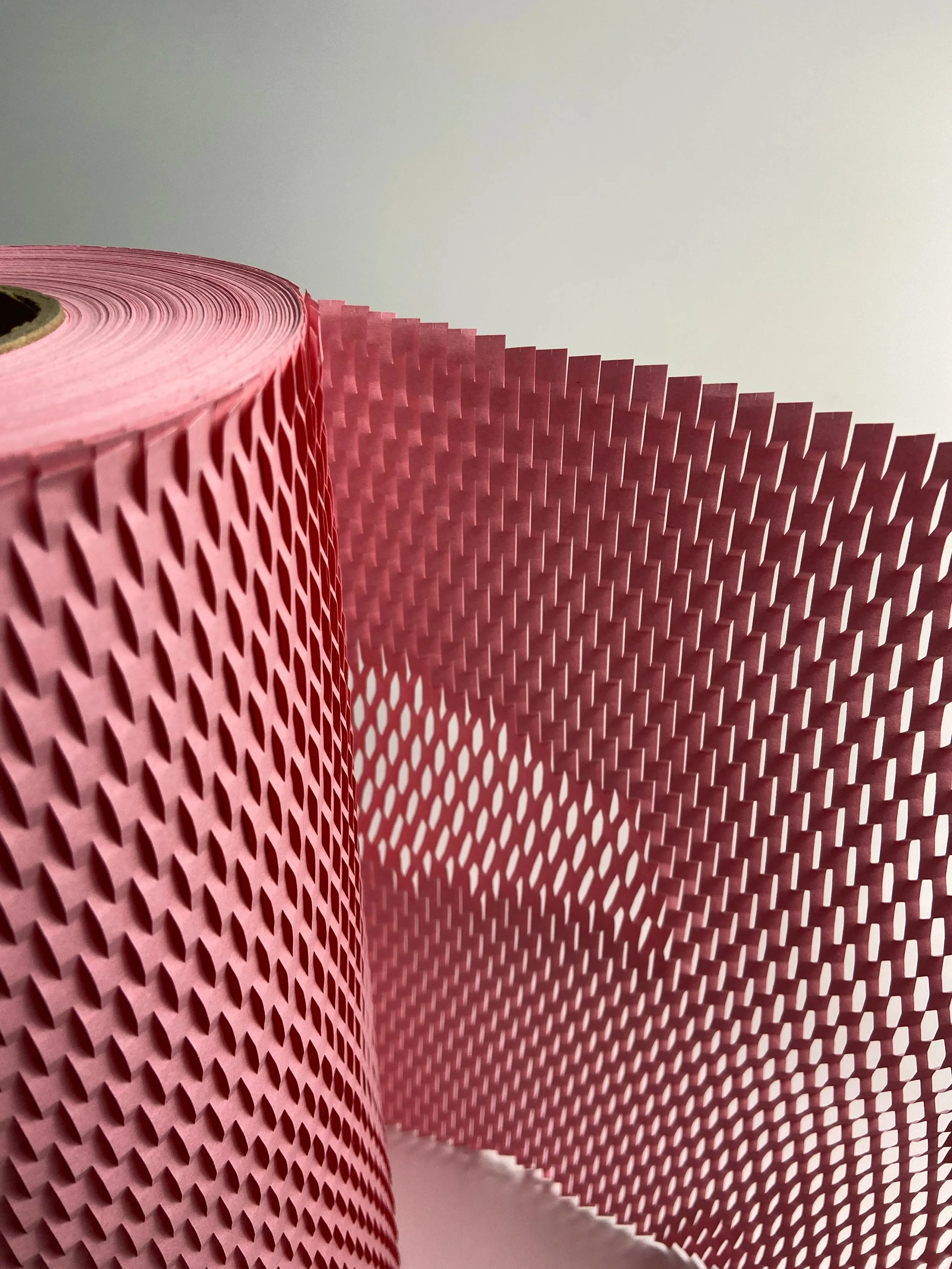 Pink Packaging Paper Honeycomb Cushioning Roll Perforated-Packing Recycled Cushion Wrapping Roll Eco Friendly Moving Green Wrap