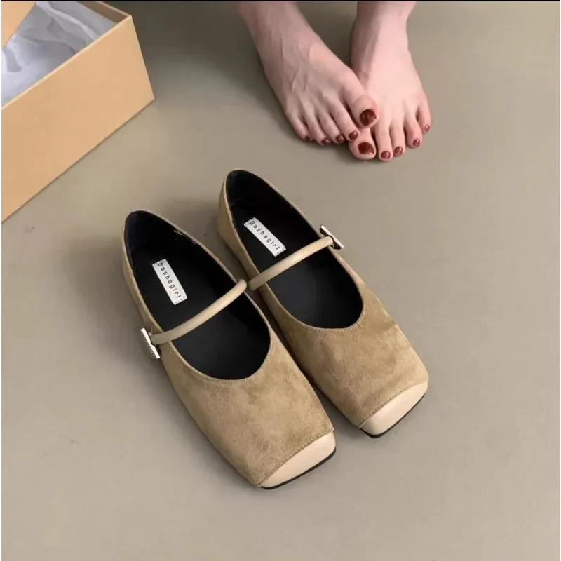 

2025 High-end Banquet Flats New Style Shallow Solid Color High-quality Women's Shoes Autumn Fashion 35-40 Size Women's Shoes